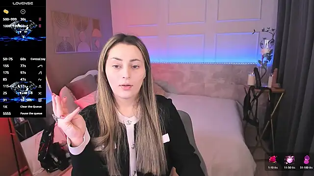 Snapshot of KylieMellow chatting on March 2026 05:54:02 AM KylieMellow online show from March 2026 05:54:02 AM