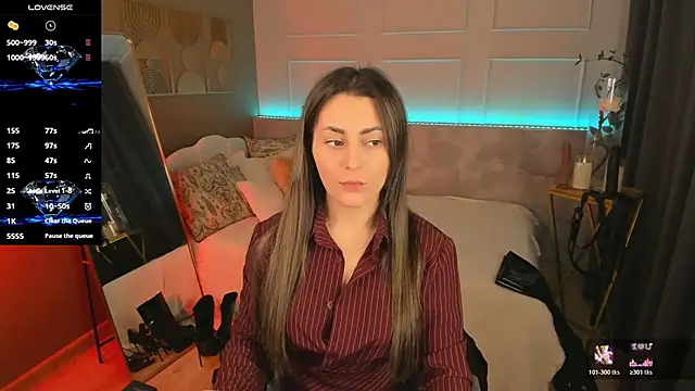 KylieMellow online show from June 2026 05:27:02 AM