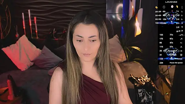 KylieMellow online show from July 2026 01:58:01 PM