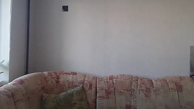 Snapshot of Remy_Miles chatting on February 2025 08:20:01 AM Remy Miles online show from February 2025 08:20:01 AM