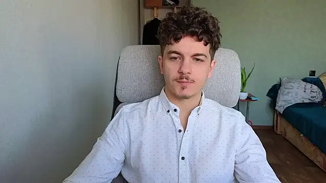 Snapshot of Remy_Miles chatting on January 2026 07:45:01 AM Remy Miles online show from January 2026 07:45:01 AM