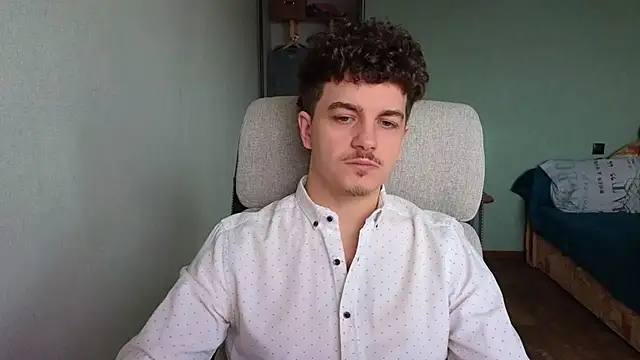 Snapshot of Remy_Miles chatting on February 2026 07:56:01 AM Remy Miles online show from February 2026 07:56:01 AM