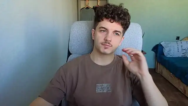 Snapshot of Remy_Miles chatting on February 2026 07:01:01 AM Remy Miles online show from February 2026 07:01:01 AM