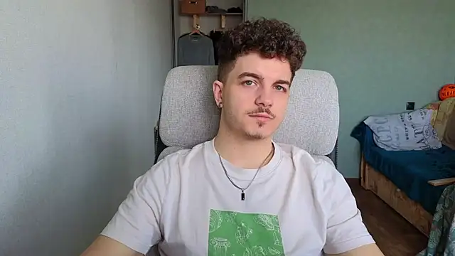 Snapshot of Remy_Miles chatting on February 2026 07:31:02 AM Remy Miles online show from February 2026 07:31:02 AM