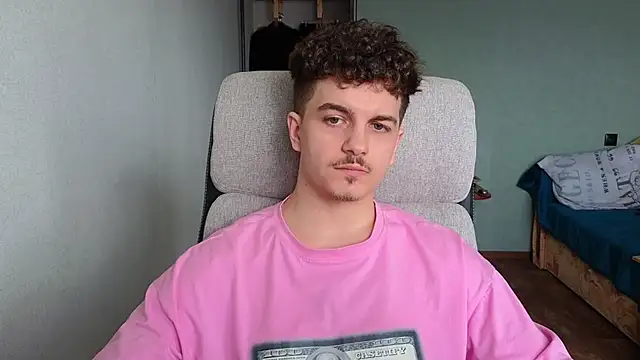 Snapshot of Remy_Miles chatting on February 2026 12:57:02 PM Remy Miles online show from February 2026 12:57:02 PM