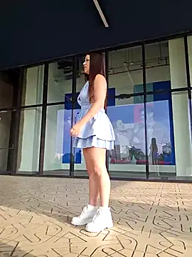 Snapshot of Alyshanon18 chatting on January 2025 09:41:02 PM Alyshanon18 online show from January 2025 09:41:02 PM