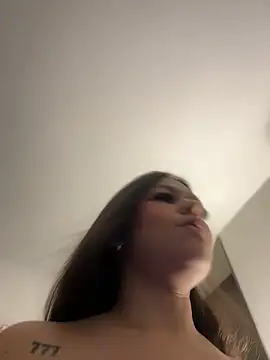 Snapshot of Alyshanon18 chatting on March 2025 12:59:01 AM Alyshanon18 online show from March 2025 12:59:01 AM