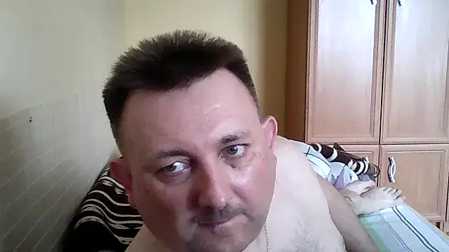 Snapshot of Novy73 chatting on April 2026 07:25:02 AM Novy73 online show from April 2026 07:25:02 AM