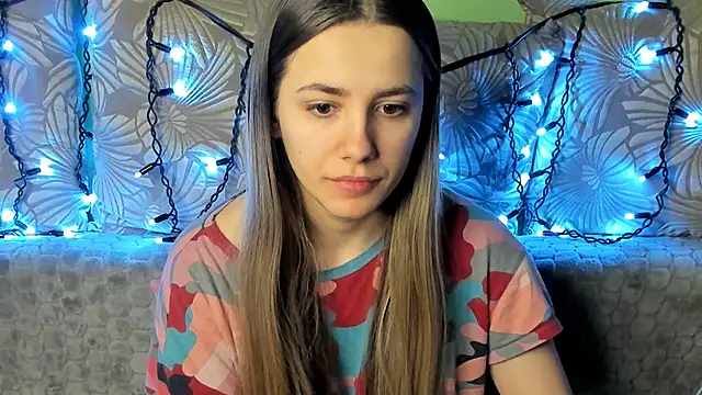 MaggieCake online show from February 2025 05:13:02 AM