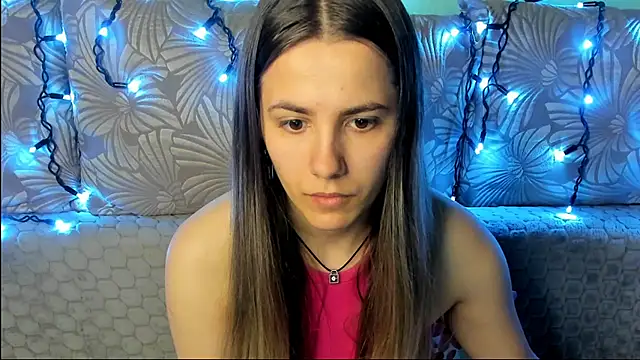 MaggieCake online show from May 2026 01:47:02 AM