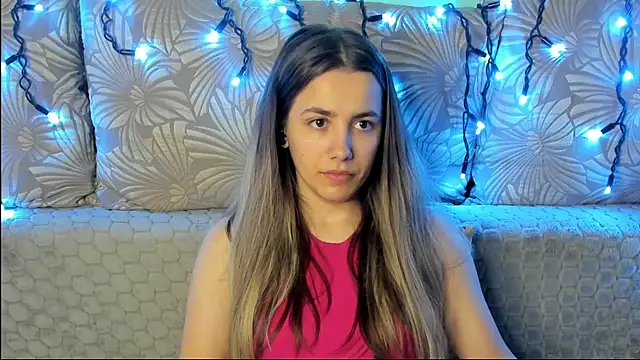 MaggieCake online show from June 2026 03:44:01 AM