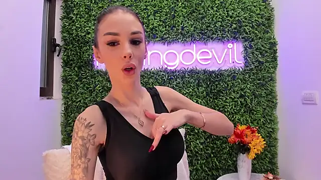 Snapshot of realhotfallingdevil chatting on November 2025 06:07:02 AM realhotfallingdevil online show from November 2025 06:07:02 AM