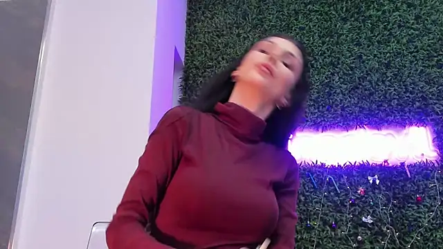 Snapshot of realhotfallingdevil chatting on December 2025 05:47:01 AM realhotfallingdevil online show from December 2025 05:47:01 AM