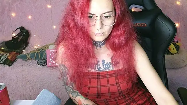 Ginger Stay online show from September 2025 10:32:01 PM