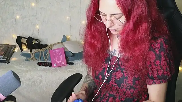 Ginger Stay online show from October 2025 10:19:01 PM