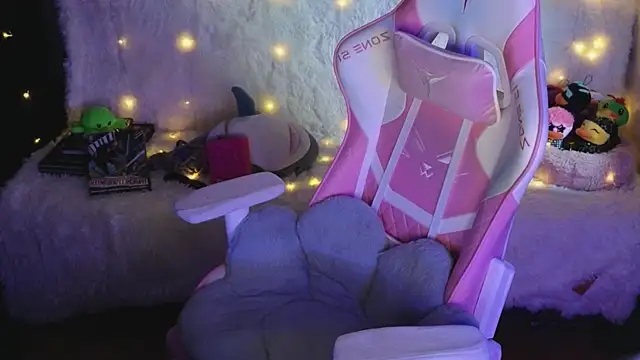 Ginger Stay online show from April 2026 08:12:02 AM