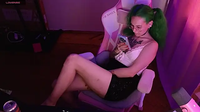 Ginger Stay online show from May 2026 11:05:01 AM