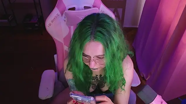Ginger Stay online show from May 2026 08:44:01 AM
