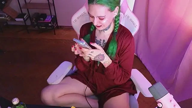 Ginger Stay online show from June 2026 06:29:02 AM