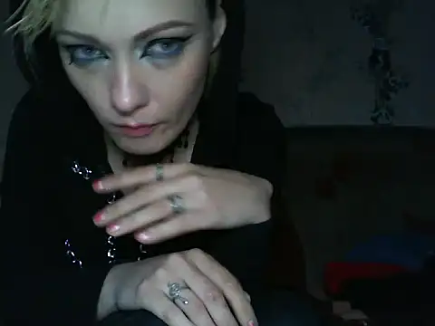 WildMissNiks online show from June 2026 06:49:01 AM