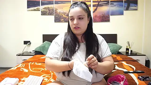 adelline online show from February 2025 09:59:01 PM