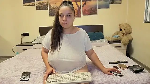 adelline online show from July 2026 08:49:02 PM