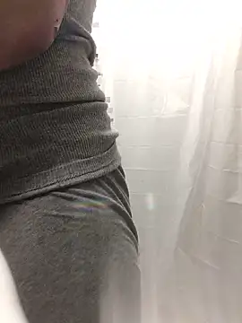 Snapshot of 69RIPsta69 chatting on February 2025 12:30:01 AM 69RIPsta69 online show from February 2025 12:30:01 AM