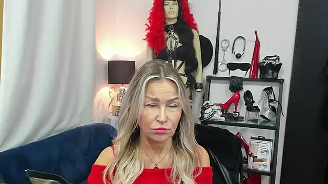 crystaLUX online show from October 2025 05:55:02 AM