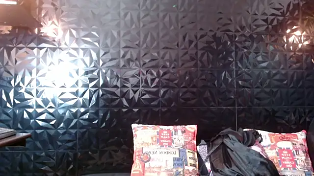 Snapshot of PINK__LOLA1 chatting on September 2025 11:48:01 PM PINK LOLA1 online show from September 2025 11:48:01 PM