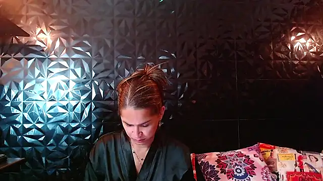 PINK  LOLA1 online show from March 2026 10:39:02 PM