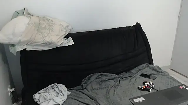 missthon0 online show from March 2025 01:30:02 PM