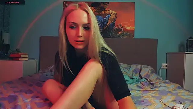 Linda Roxy online show from December 2024 12:28:01 PM