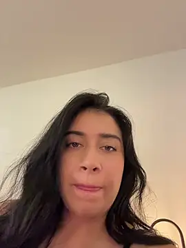 KallyMyller1 online show from May 2026 07:44:01 PM
