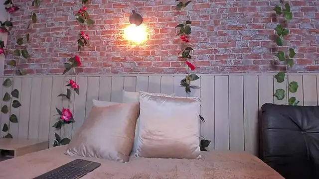 Snapshot of maryevans_ chatting on January 2026 01:06:02 PM maryevans online show from January 2026 01:06:02 PM