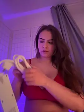 eleonoree online show from November 2025 09:42:02 PM