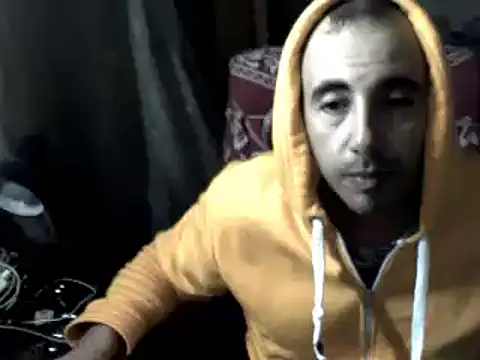 Snapshot of big_heart chatting on December 2025 08:37:02 PM big heart online show from December 2025 08:37:02 PM