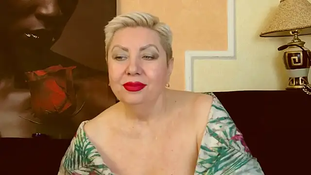 Snapshot of LadyPosh chatting on January 2025 10:06:01 PM LadyPosh online show from January 2025 10:06:01 PM