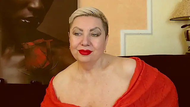 Snapshot of LadyPosh chatting on January 2025 10:08:02 PM LadyPosh online show from January 2025 10:08:02 PM