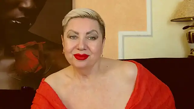 Snapshot of LadyPosh chatting on January 2025 01:20:02 AM LadyPosh online show from January 2025 01:20:02 AM