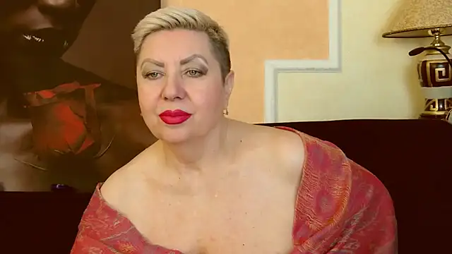 Snapshot of LadyPosh chatting on January 2025 10:15:02 PM LadyPosh online show from January 2025 10:15:02 PM