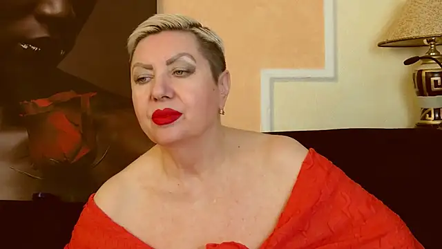 Snapshot of LadyPosh chatting on January 2025 01:27:01 AM LadyPosh online show from January 2025 01:27:01 AM