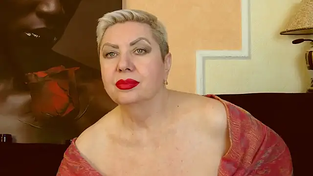 Snapshot of LadyPosh chatting on February 2025 09:36:02 PM LadyPosh online show from February 2025 09:36:02 PM