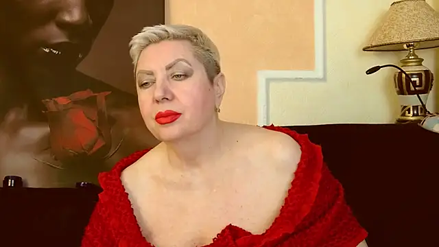 Snapshot of LadyPosh chatting on February 2025 09:54:01 PM LadyPosh online show from February 2025 09:54:01 PM