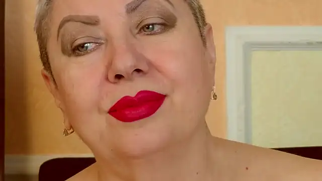 LadyPosh online show from July 2026 12:14:02 PM