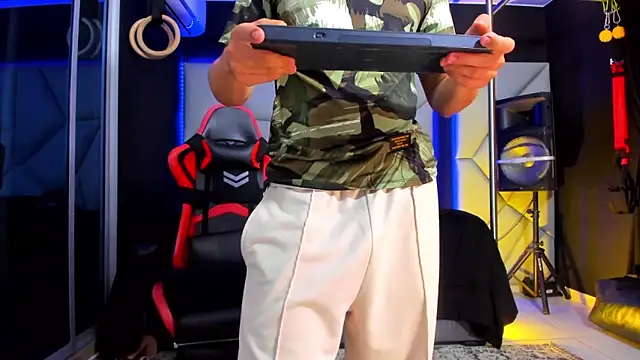 Aydenmiller96 online show from April 2026 01:26:01 AM