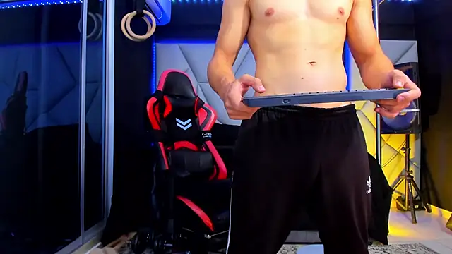 Aydenmiller96 online show from April 2026 03:24:01 AM