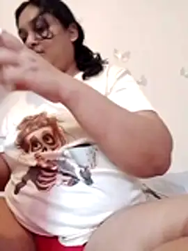 Snapshot of Indianbloom- chatting on November 2025 12:40:01 PM Indianbloom- online show from November 2025 12:40:01 PM