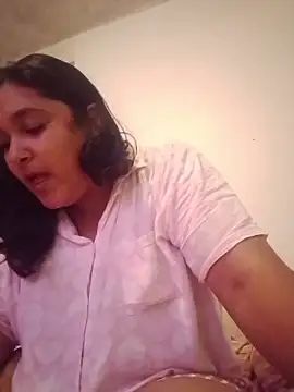 Snapshot of Indianbloom- chatting on February 2026 09:43:02 AM Indianbloom- online show from February 2026 09:43:02 AM