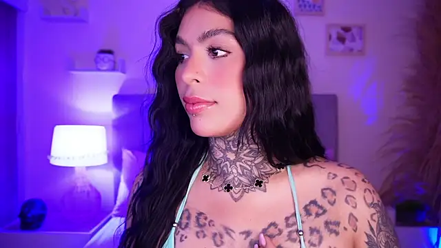 Snapshot of curvyliciousss chatting on January 2025 08:14:02 PM curvyliciousss online show from January 2025 08:14:02 PM