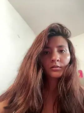Snapshot of emily_honter chatting on July 2026 07:08:02 PM emily honter online show from July 2026 07:08:02 PM